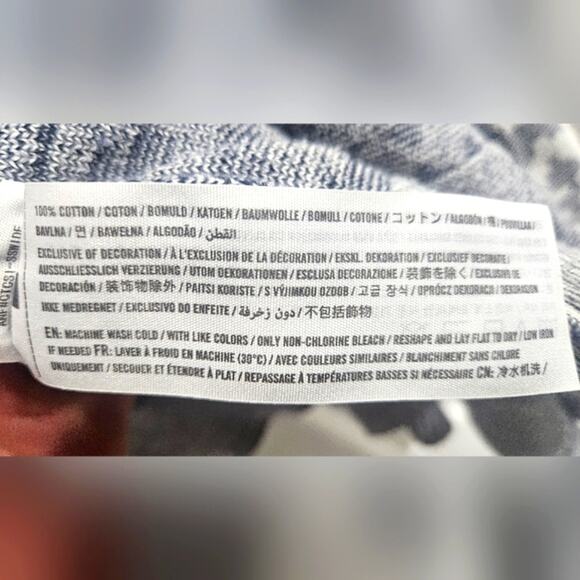 Abercrombie & Fitch Blue and Cream Geometric Cardigan - Picture 7 of 7